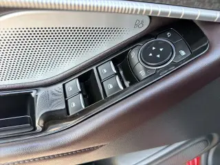 Ford Explorer 2025 AWD Platinum 4dr SUV