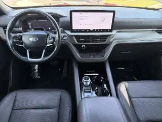 Ford Explorer 2025 AWD Platinum 4dr SUV