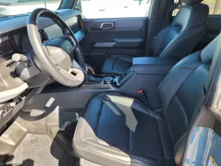 Ford Bronco 2023 4x4 Base Advanced 4dr SUV