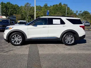 Ford Explorer 2023 XLT 4dr SUV