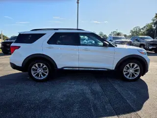 Ford Explorer 2023 XLT 4dr SUV