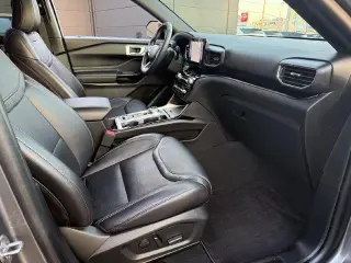 Ford Explorer 2023 AWD ST 4dr SUV