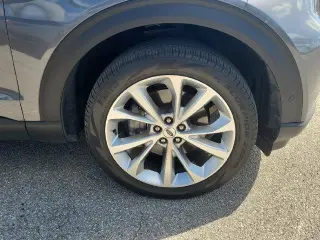 Ford Explorer Híbrido 2022 AWD Platinum 4 puertas SUV