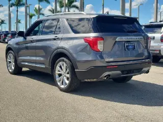 Ford Explorer Híbrido 2022 AWD Platinum 4 puertas SUV