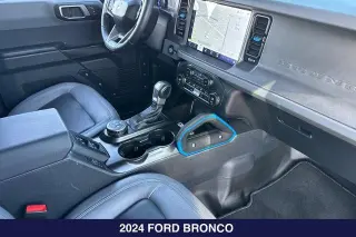 Ford Bronco 2024 4x4 Black Diamond 4dr SUV