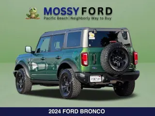 Ford Bronco 2024 4x4 Black Diamond 4dr SUV