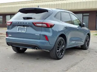 Ford Escape AWD ST-Line Elite 2023 SUV de 4 puertas