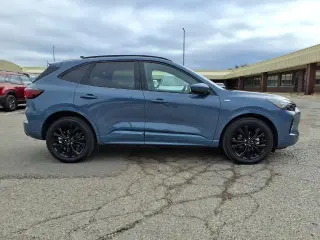 Ford Escape AWD ST-Line Elite 2023 SUV de 4 puertas