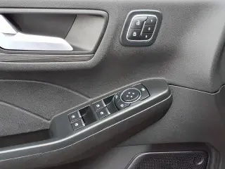 Ford Escape 2023 AWD Platinum 4dr SUV