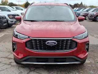 Ford Escape 2023 AWD Platinum 4dr SUV