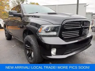 Ram 1500 2016 4x4 Deportivo 4dr Cabina de Crew 5.5 ft. SB Pickup