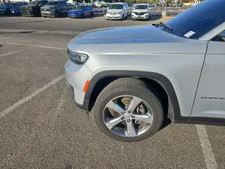 Jeep Grand Cherokee L 2021 4x2 Limited 4dr SUV