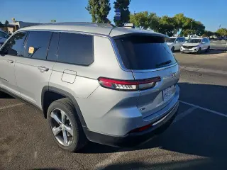 Jeep Grand Cherokee L 2021 4x2 Limited 4dr SUV