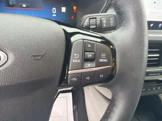 Ford Escape Híbrido Enchufable 2023 Base 4dr SUV
