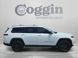 Jeep Grand Cherokee L 2022 4x4 Laredo 4dr SUV