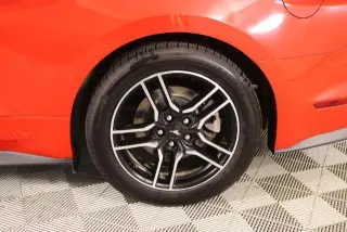 Ford Mustang 2020 EcoBoost Premium 2d Fastback