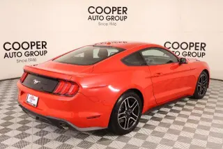 Ford Mustang 2020 EcoBoost Premium 2d Fastback