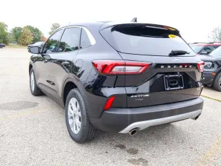 Ford Escape 2023 con tracción en las fouraz Active 4dr SUV