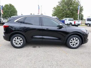 Ford Escape 2023 con tracción en las fouraz Active 4dr SUV