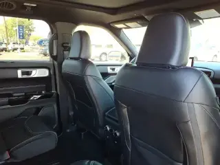 Ford Explorer 2023 AWD ST 4dr SUV
