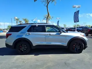 Ford Explorer 2023 AWD ST 4dr SUV
