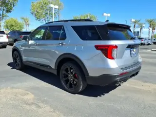 Ford Explorer 2023 AWD ST 4dr SUV
