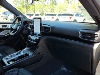 Ford Explorer 2023 AWD ST 4dr SUV