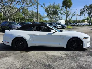Ford Mustang 2021 GT Premium 2dr Convertible