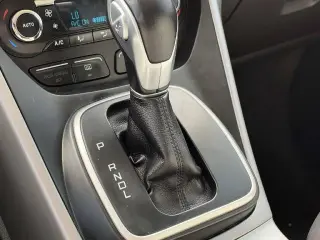 Ford C-MAX Hybrid 2013 SE 4 puertas Wagon