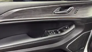 Jeep Grand Cherokee L 2021 4x4 Limited 4dr SUV