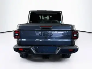 Jeep Gladiator 2024 4x4 Sport 4dr Crew Cab 5.0 ft. SB