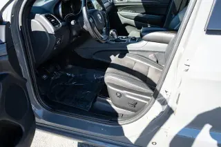 Jeep Grand Cherokee 2020 4x4 Laredo 4dr SUV
