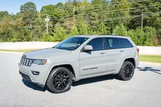 Jeep Grand Cherokee 2020 4x4 Laredo 4dr SUV