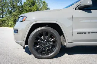 Jeep Grand Cherokee 2020 4x4 Laredo 4dr SUV