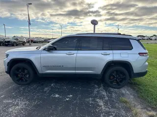 Jeep Grand Cherokee L 2022 4x4 Laredo 4dr SUV