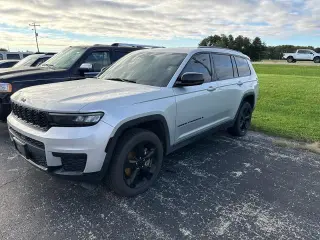 Jeep Grand Cherokee L 2022 4x4 Laredo 4dr SUV