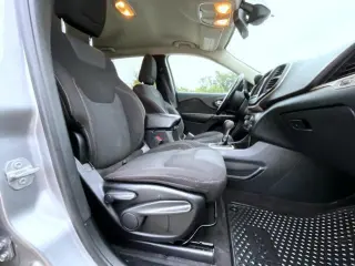 Jeep Cherokee 2016 Latitude 4dr SUV