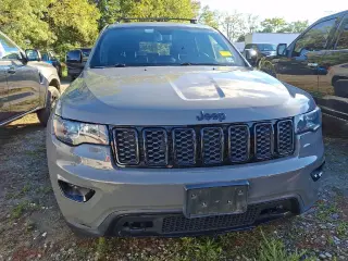 Jeep Grand Cherokee 2019 4x4 Laredo 4dr SUV