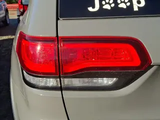 Jeep Grand Cherokee 2019 4x4 Laredo 4dr SUV