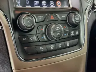 Jeep Grand Cherokee 2015 4x4 Overland 4dr SUV