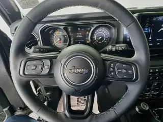 Jeep Wrangler 2025 4x4 Rubicon 4dr SUV