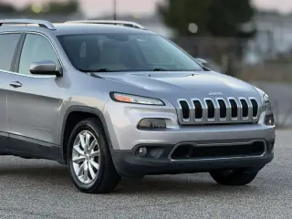 Jeep Cherokee 2016 4x4 High Altitude 4dr SUV