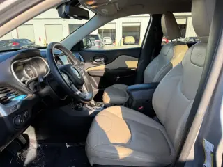 Jeep Cherokee 2016 4x4 High Altitude 4dr SUV