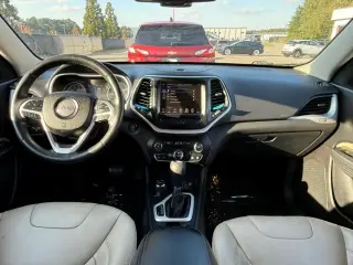 Jeep Cherokee 2016 4x4 High Altitude 4dr SUV