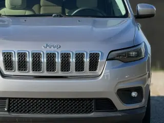 Jeep Cherokee 2019 Latitude 4dr SUV