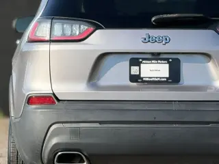 Jeep Cherokee 2019 Latitude 4dr SUV