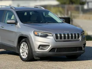 Jeep Cherokee 2019 Latitude 4dr SUV