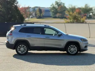Jeep Cherokee 2019 Latitude 4dr SUV