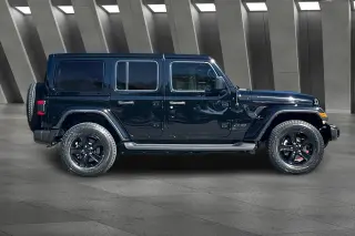 Jeep Wrangler 2023 4x4 Sahara 4dr SUV