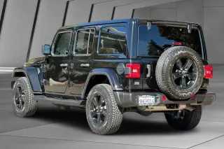 Jeep Wrangler 2023 4x4 Sahara 4dr SUV